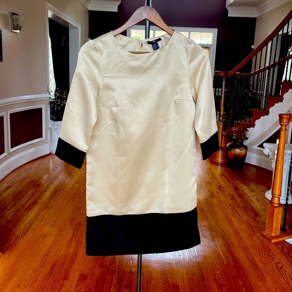 H&M Shift Dress Size 4 - Picture 1 of 2